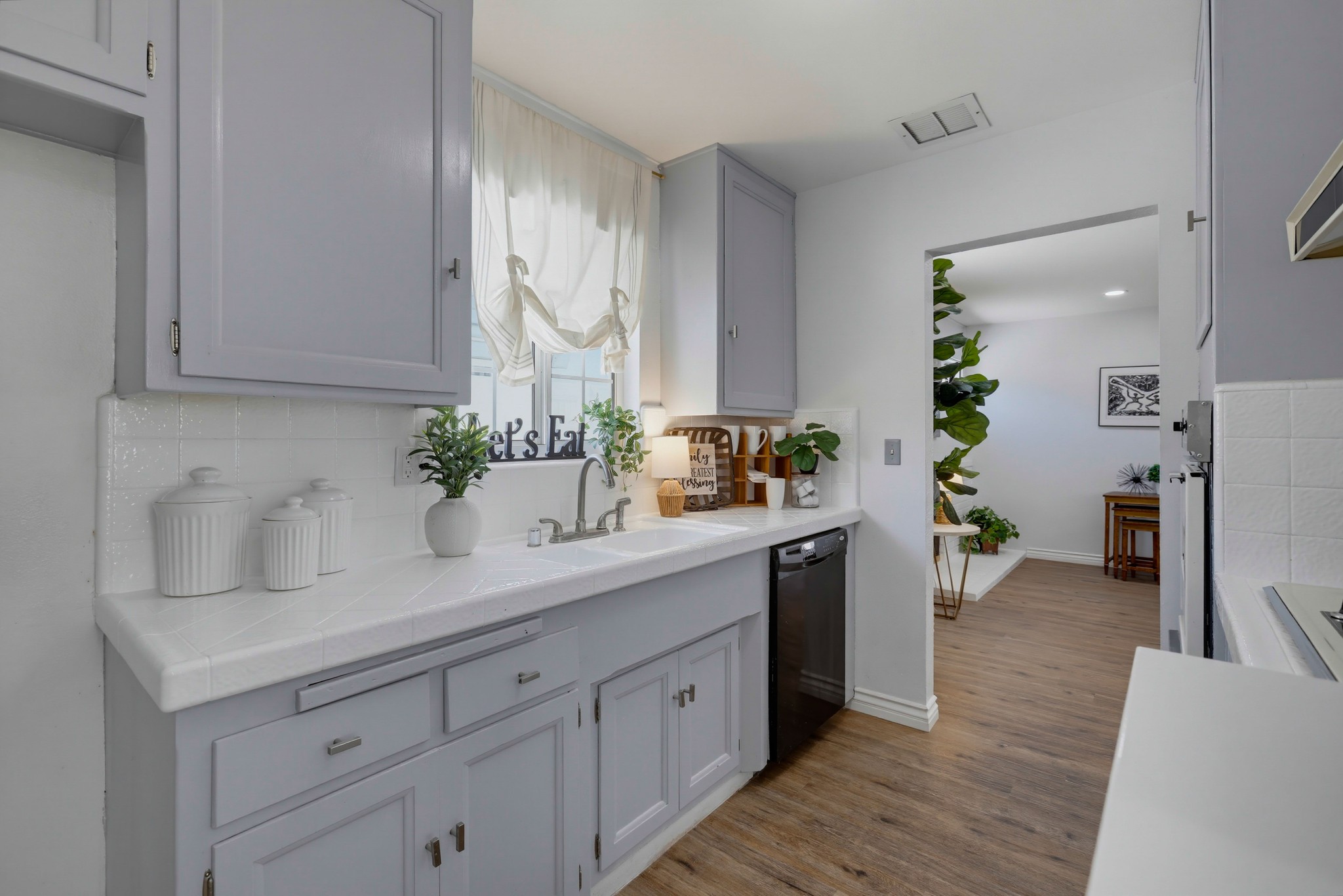 Virtual tour photo 21 of 56 for 11841 Garnet Cir
