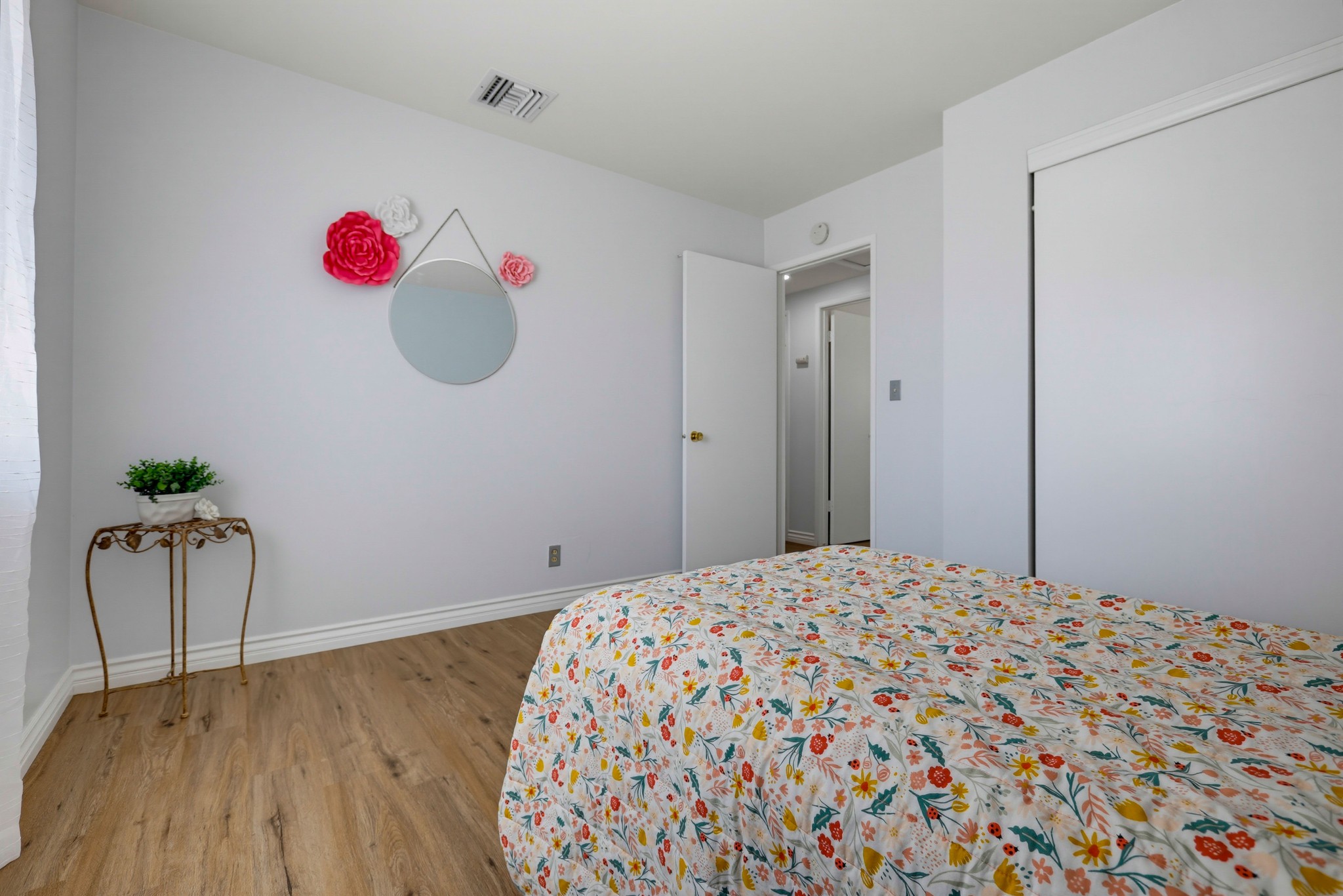 Virtual tour photo 35 of 56 for 11841 Garnet Cir