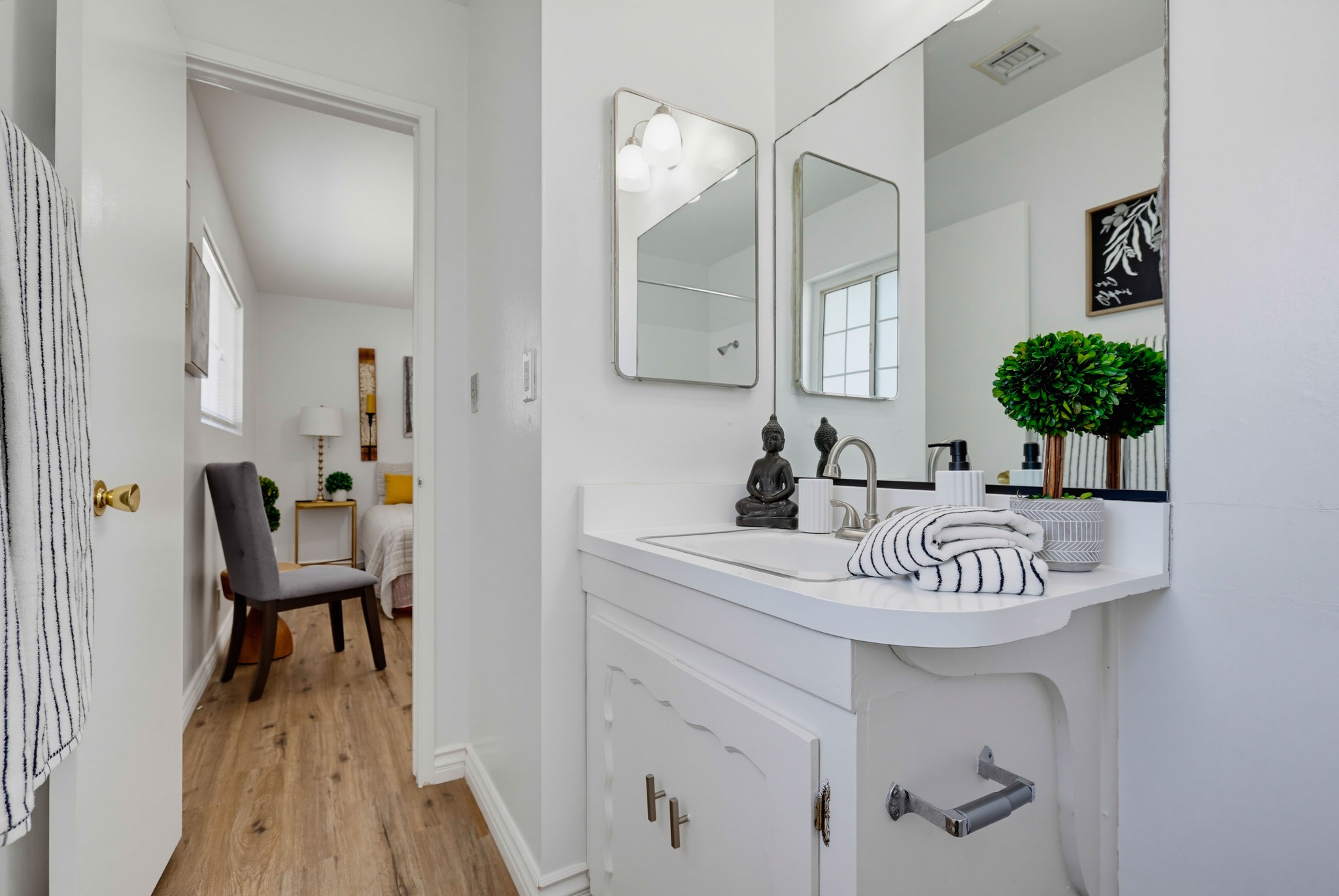 Virtual tour photo 43 of 56 for 11841 Garnet Cir