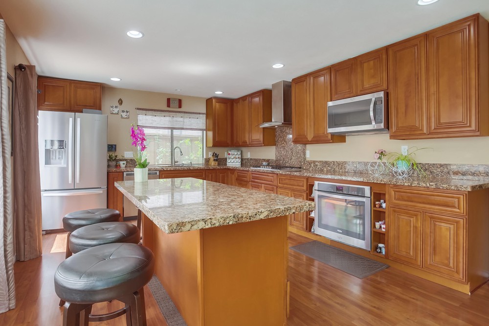 Virtual tour photo 25 of 42 for 11865 Springside Rd
