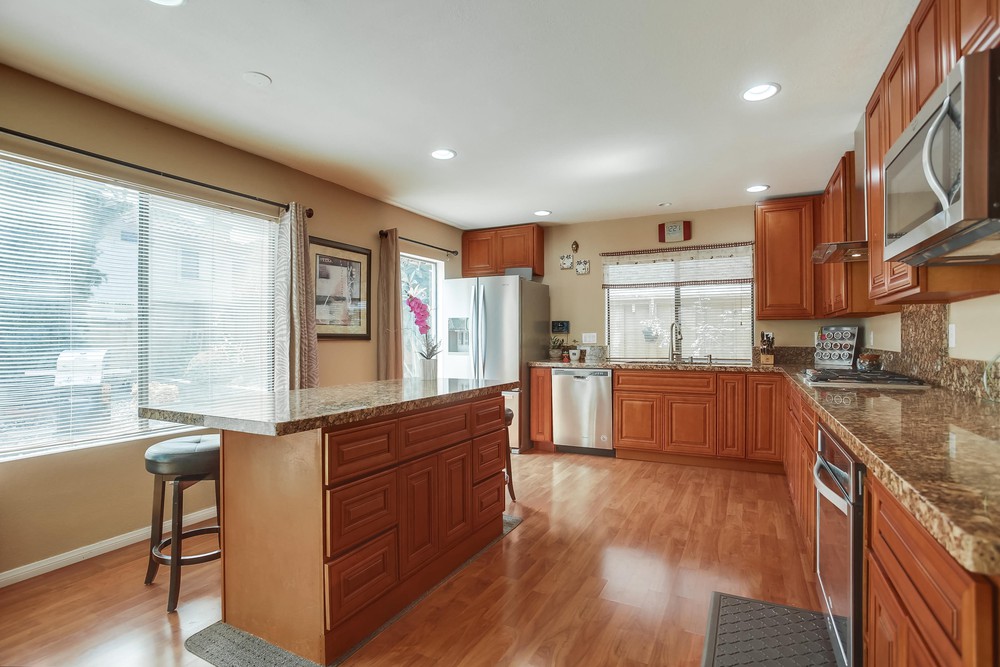 Virtual tour photo 26 of 42 for 11865 Springside Rd