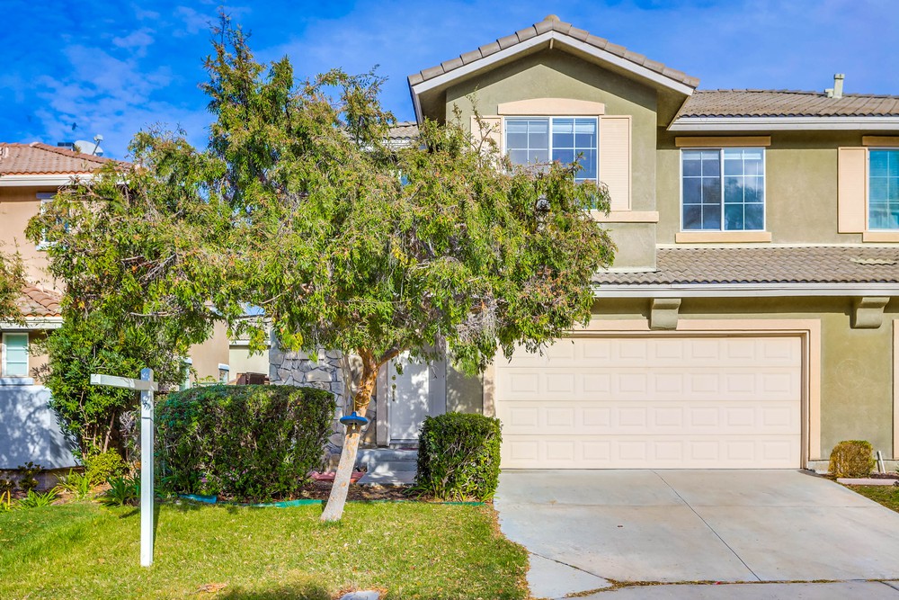 Virtual tour photo 1 of 39 for 11866 Cypress Canyon Rd UNIT 1