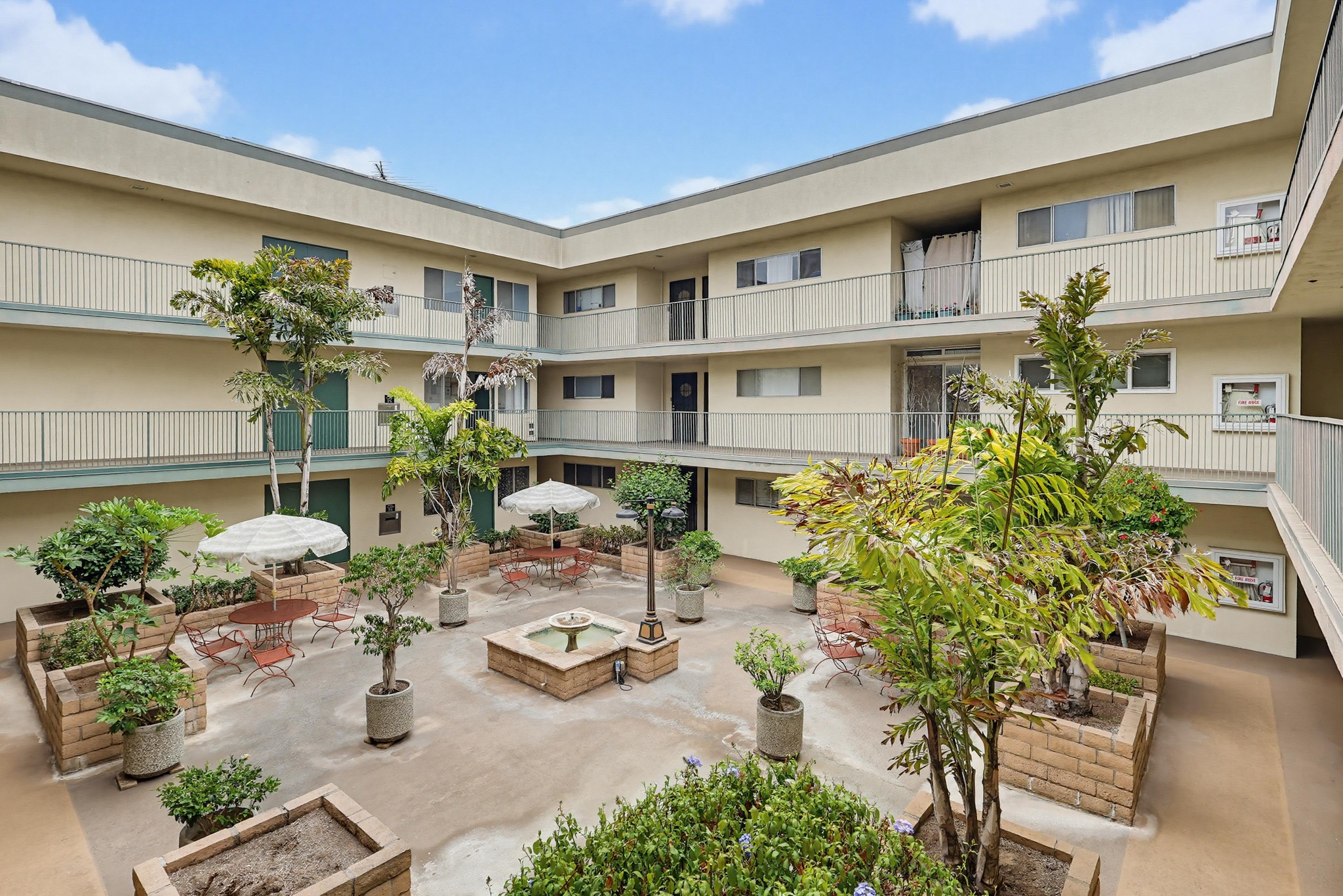 Virtual tour photo 14 of 51 for 1187 E 3rd St