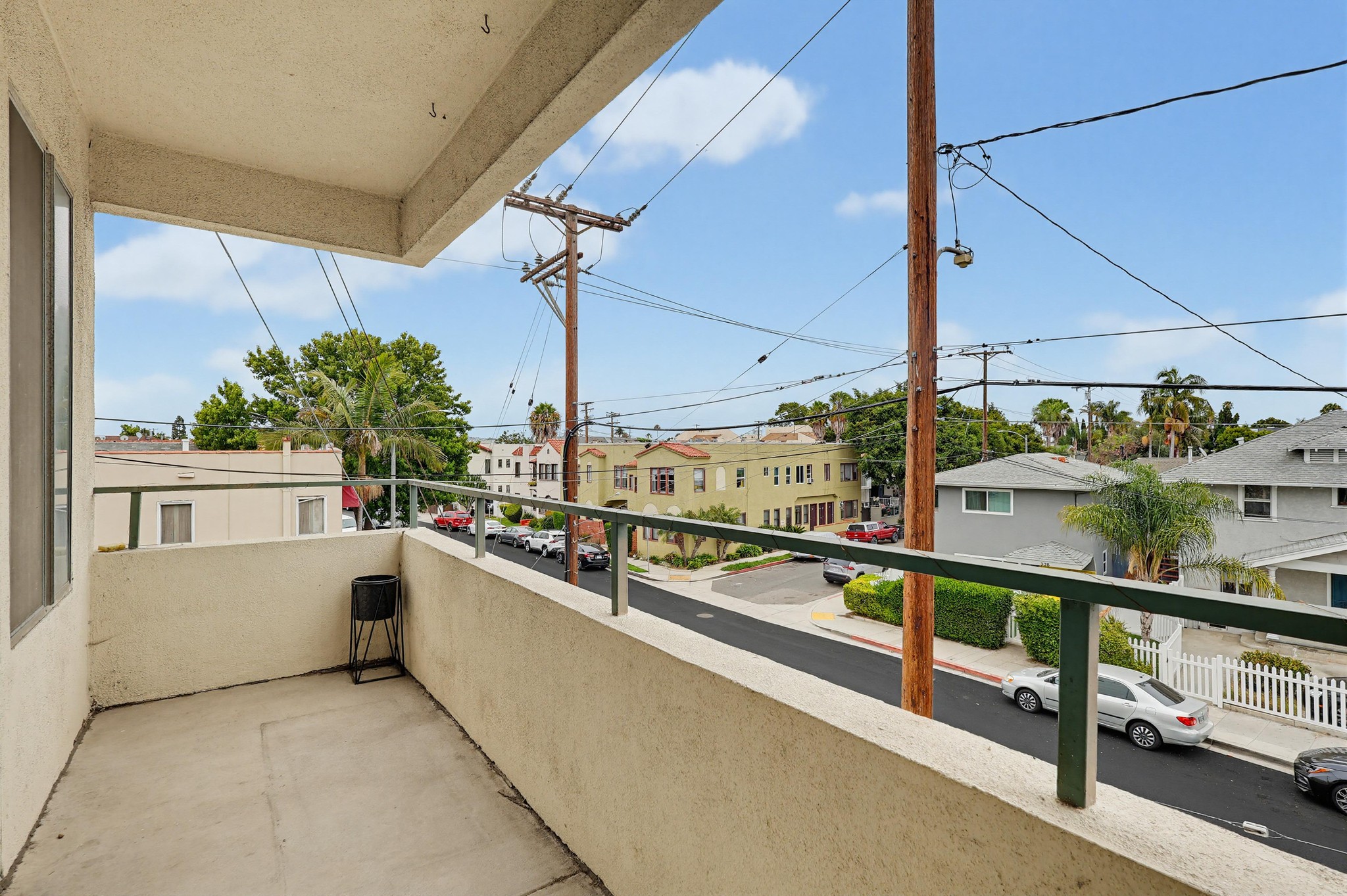 Virtual tour photo 36 of 51 for 1187 E 3rd St