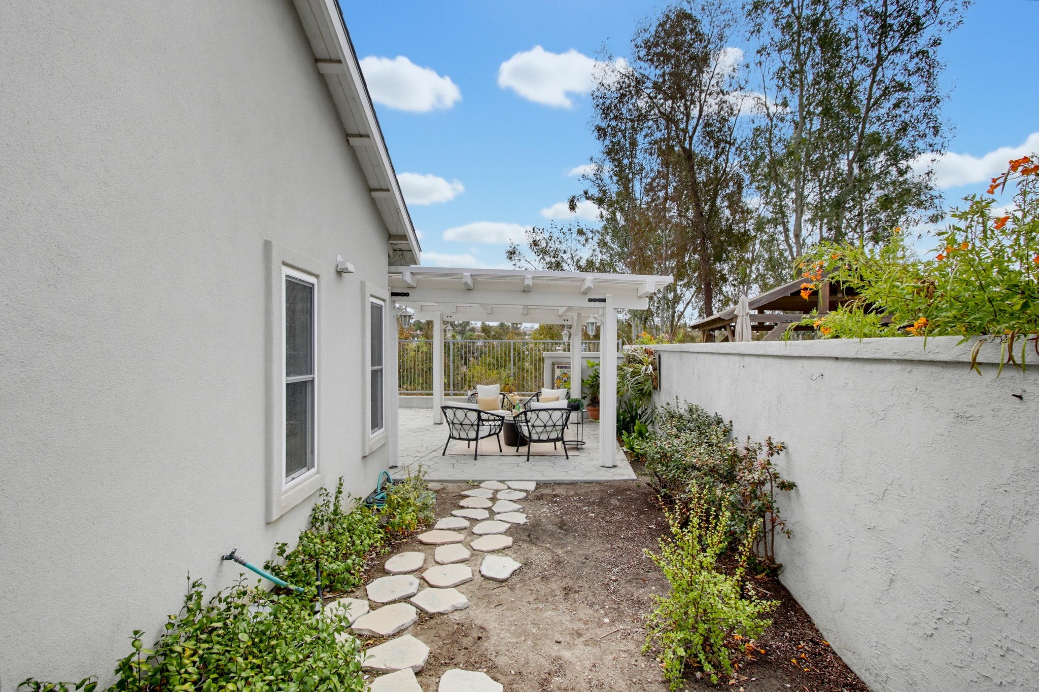 Virtual tour photo 6 of 47 for 11875 Handrich Dr