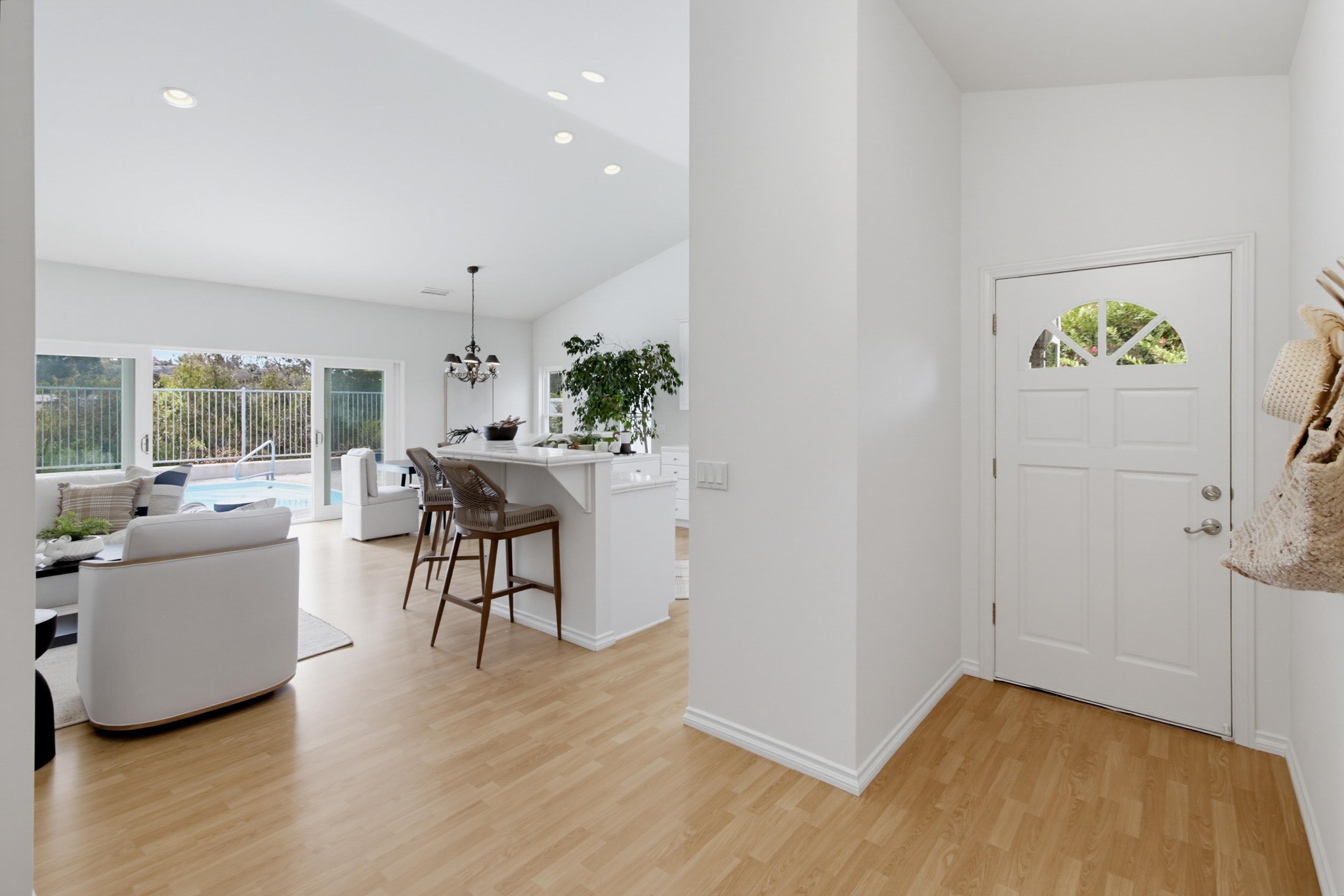 Virtual tour photo 8 of 47 for 11875 Handrich Dr