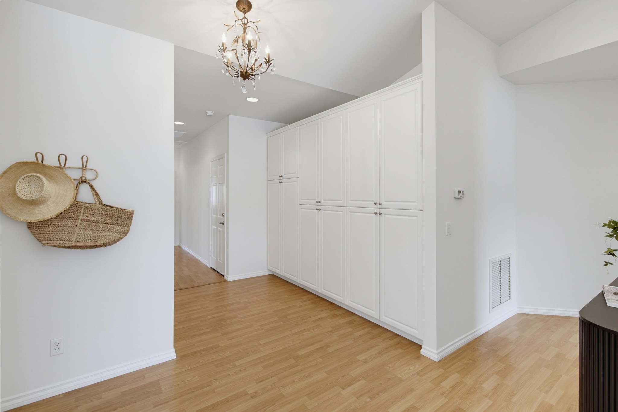 Virtual tour photo 19 of 47 for 11875 Handrich Dr
