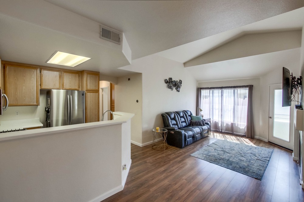 Virtual tour photo 4 of 31 for 11895 Spruce Run Dr