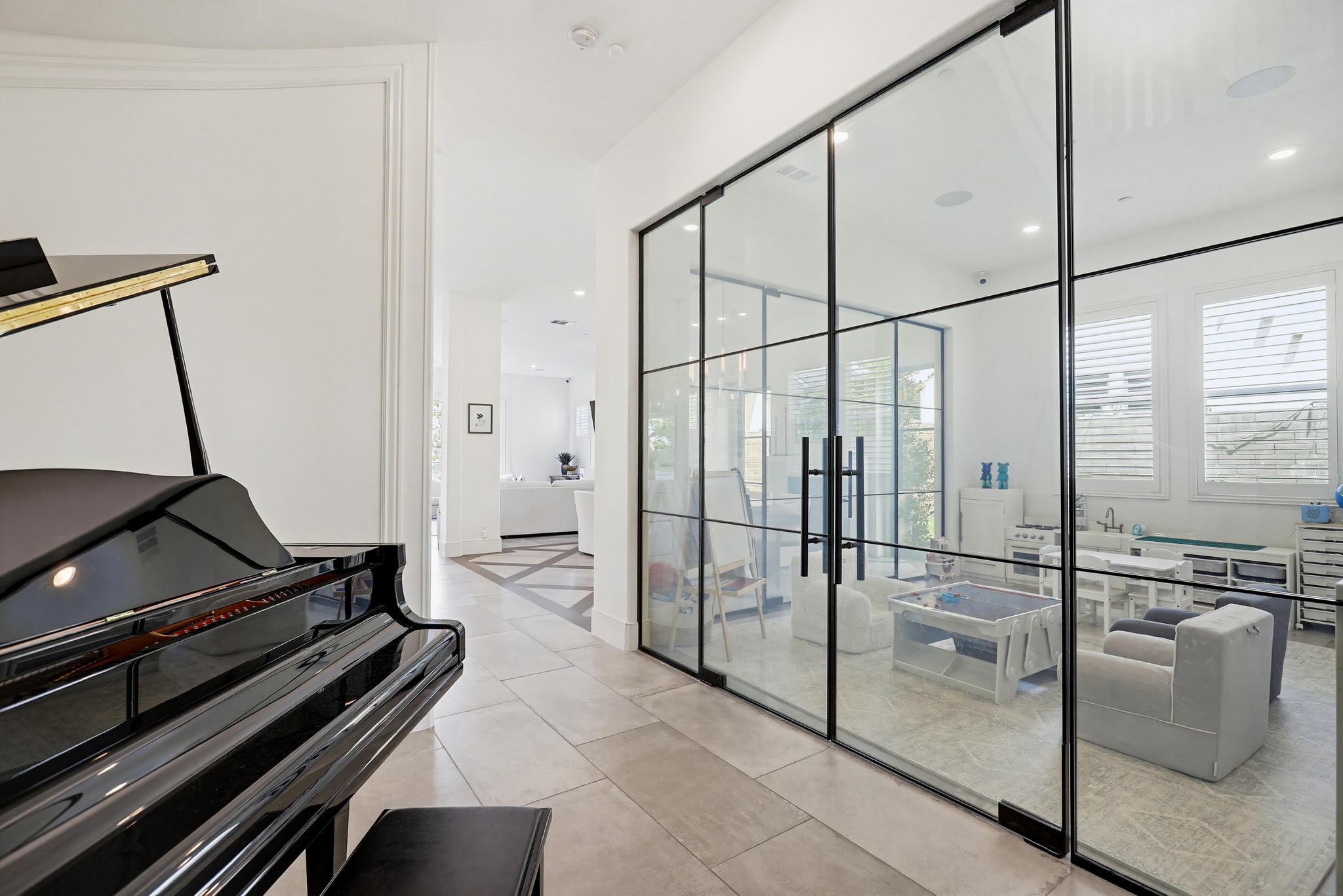Virtual tour photo 8 of 121 for 119 Balance