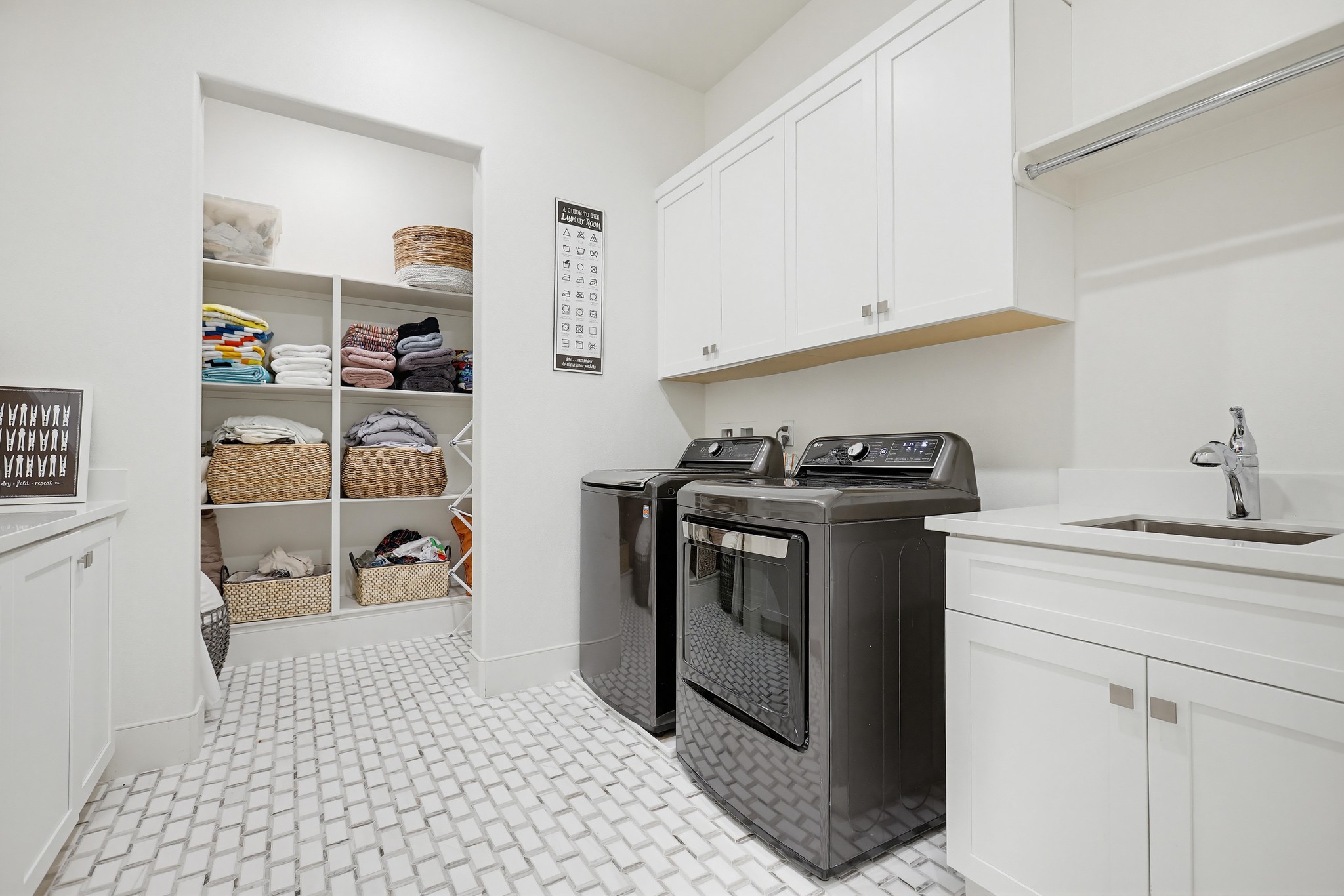 Virtual tour photo 82 of 121 for 119 Balance