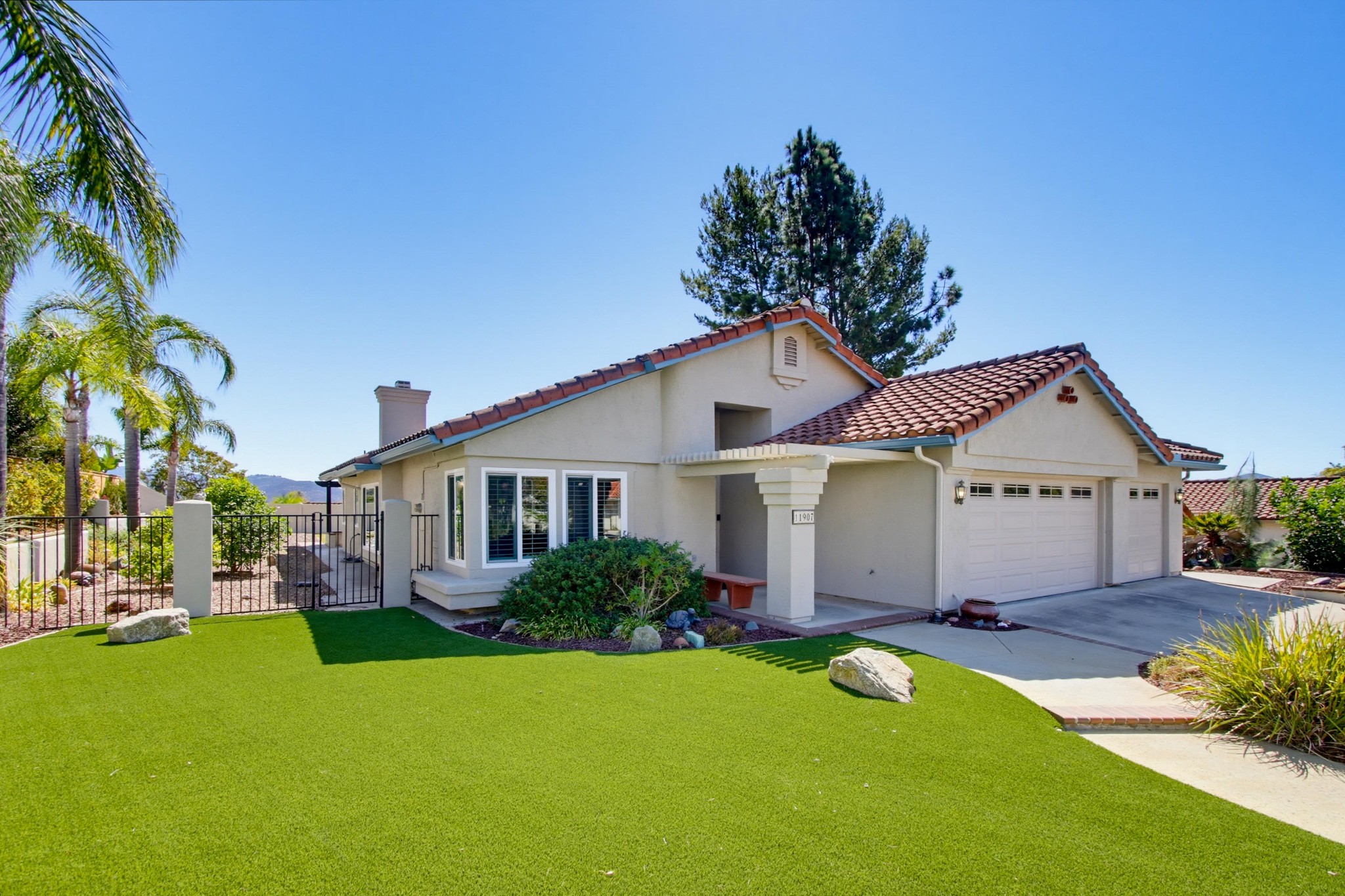 Virtual tour photo 4 of 90 for 11907 Calle Deposito