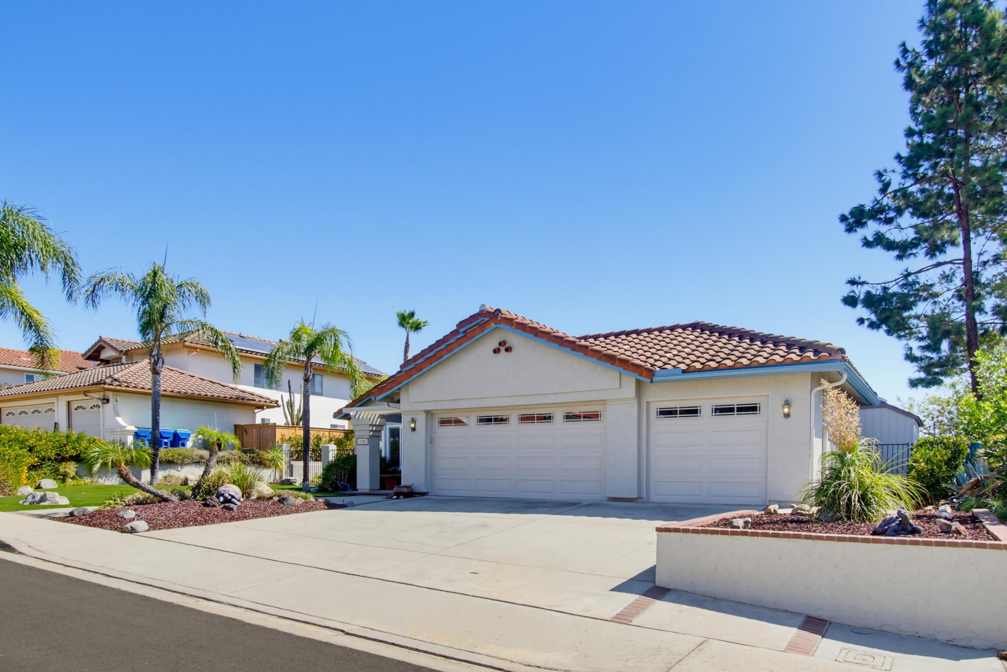 Virtual tour photo 5 of 90 for 11907 Calle Deposito