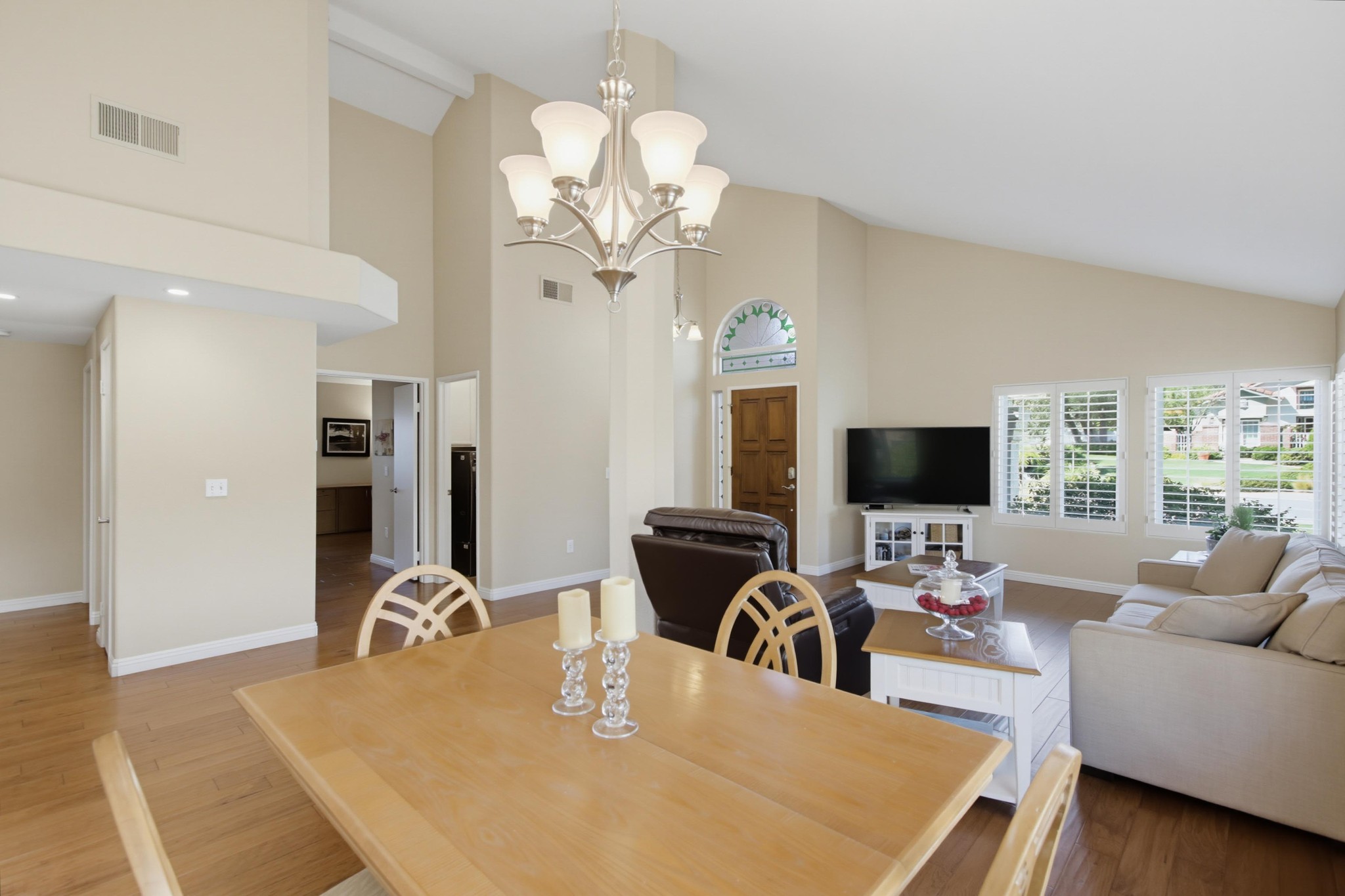 Virtual tour photo 11 of 90 for 11907 Calle Deposito