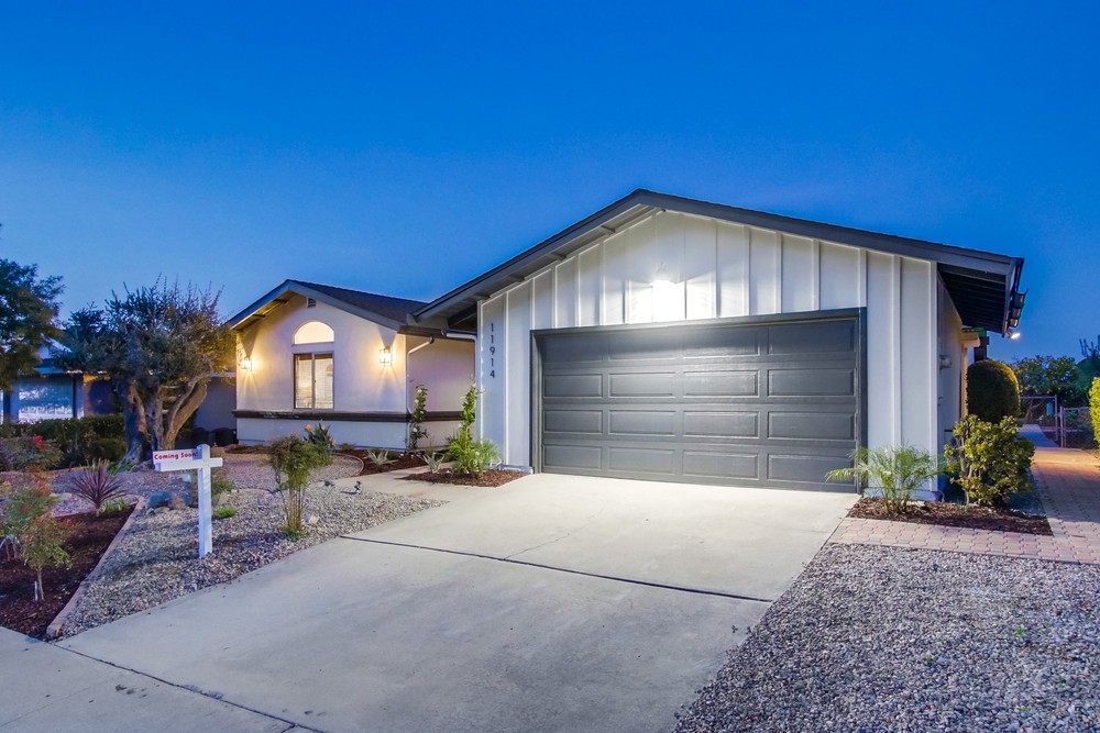 Virtual tour photo 4 of 76 for 11914 Lomica Dr