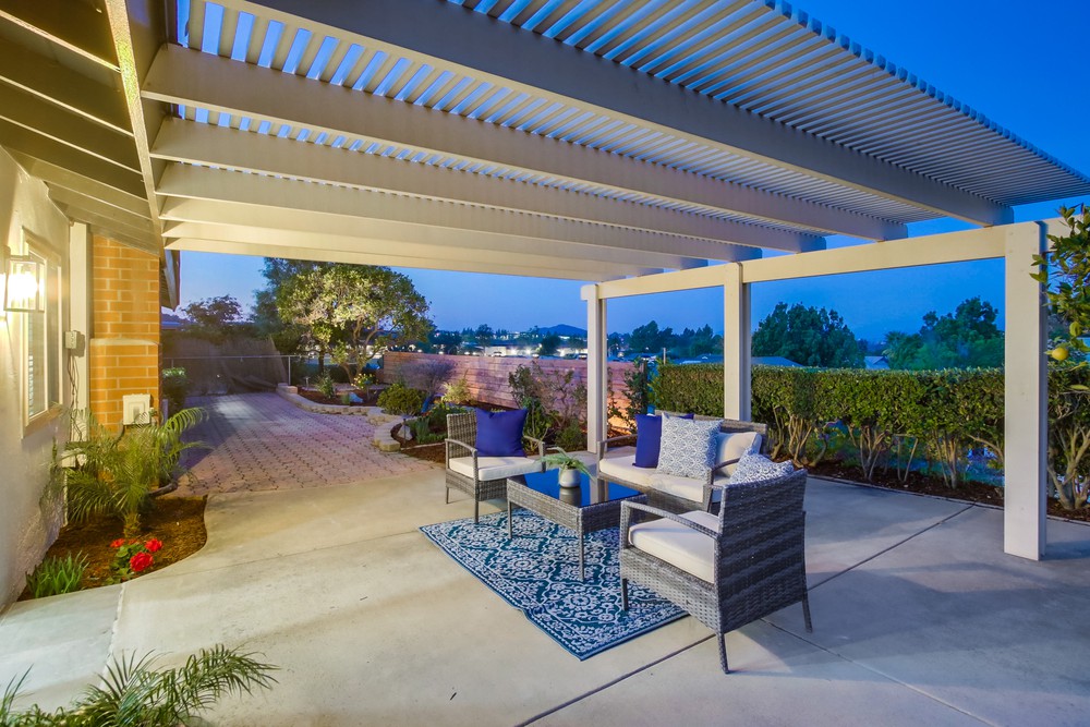 Virtual tour photo 7 of 76 for 11914 Lomica Dr