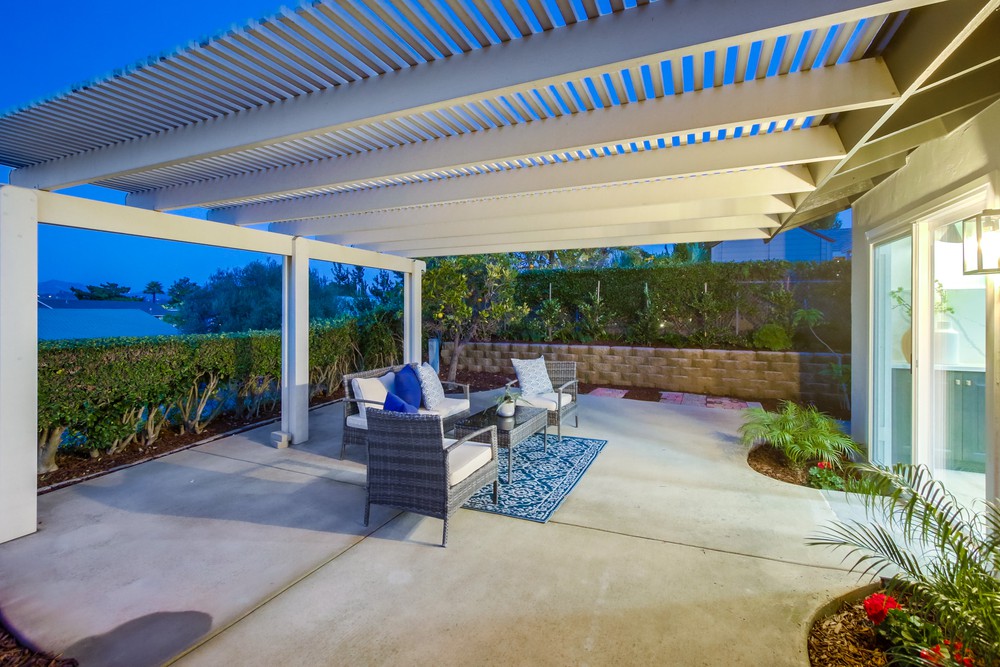Virtual tour photo 9 of 76 for 11914 Lomica Dr