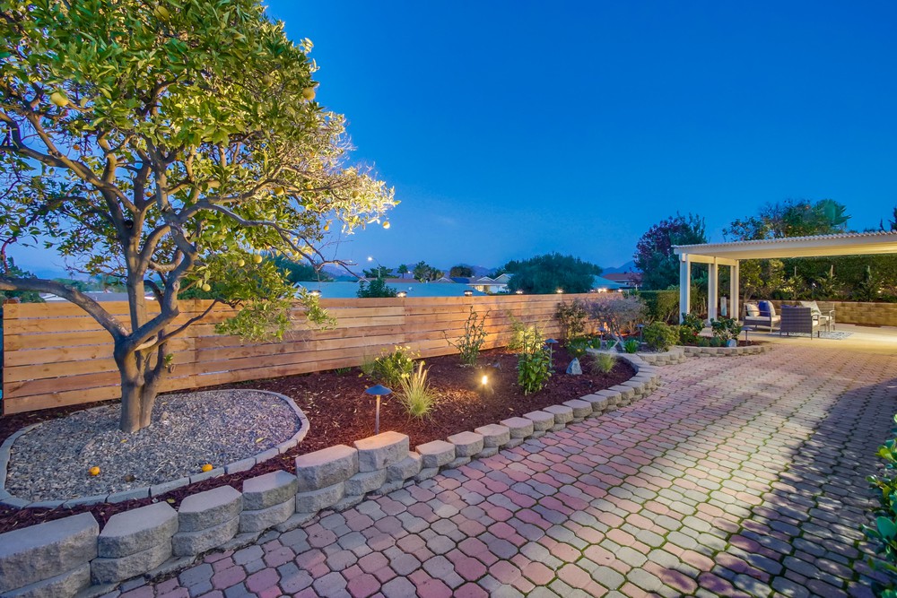 Virtual tour photo 12 of 76 for 11914 Lomica Dr