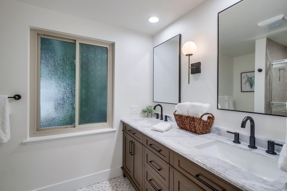 Virtual tour photo 33 of 76 for 11914 Lomica Dr