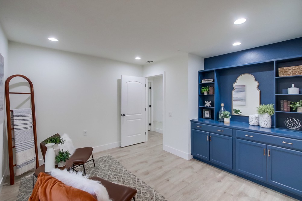 Virtual tour photo 36 of 76 for 11914 Lomica Dr