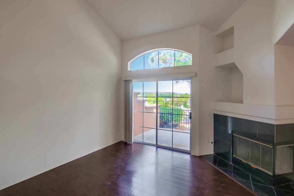 Virtual tour photo 7 of 50 for 11916 Tivoli Park Row UNIT 8