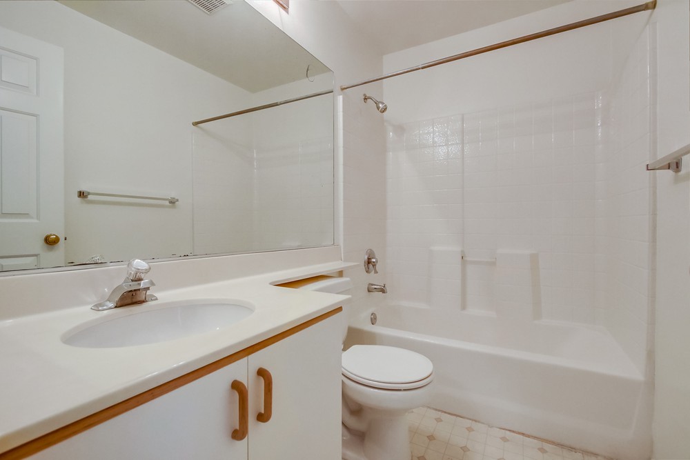 Virtual tour photo 39 of 50 for 11916 Tivoli Park Row UNIT 8