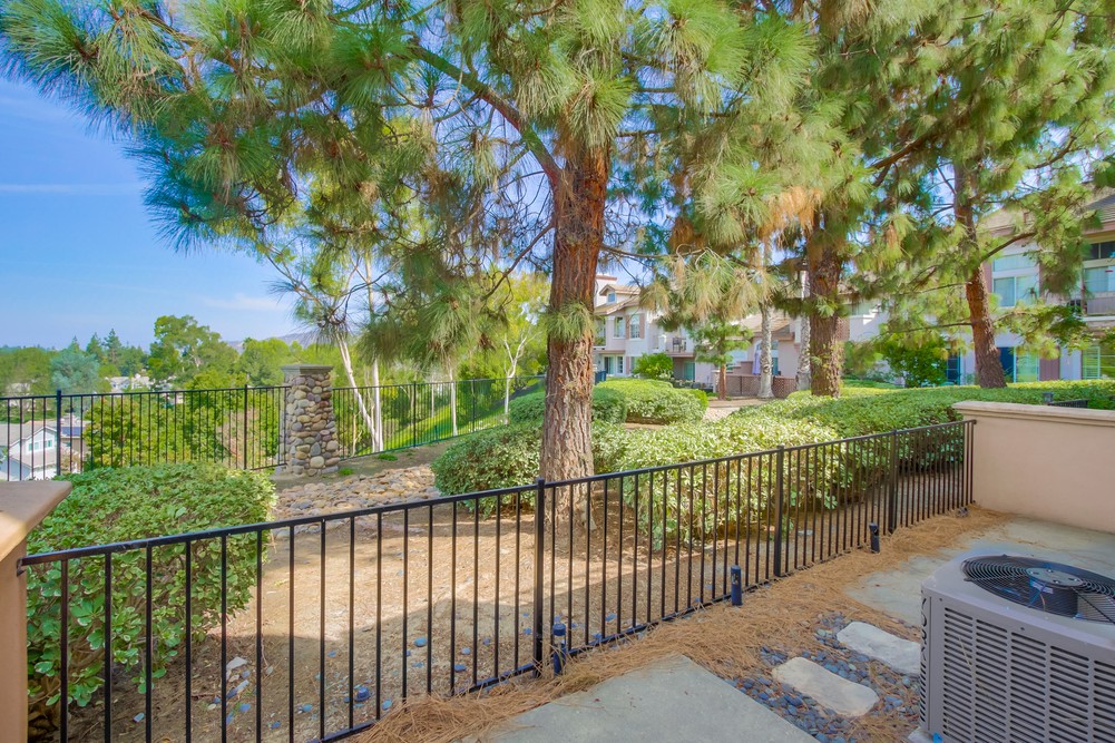 Virtual tour photo 49 of 50 for 11916 Tivoli Park Row UNIT 8