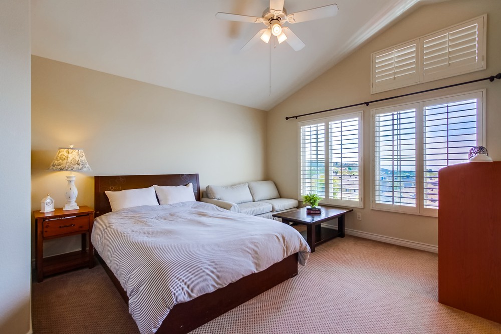 Virtual tour photo 26 of 47 for 11924 Cypress Canyon Rd UNIT 3
