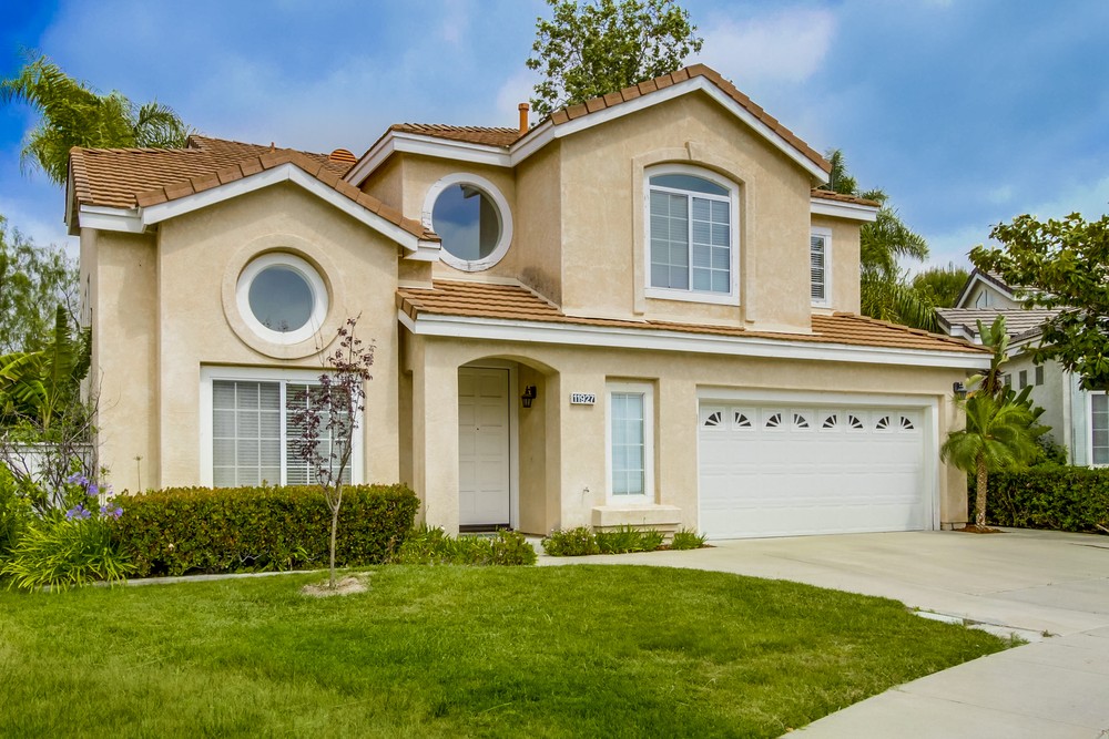 Virtual tour photo 1 of 45 for 11927 Danvers Cir