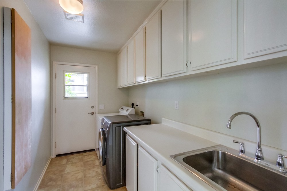 Virtual tour photo 34 of 45 for 11927 Danvers Cir