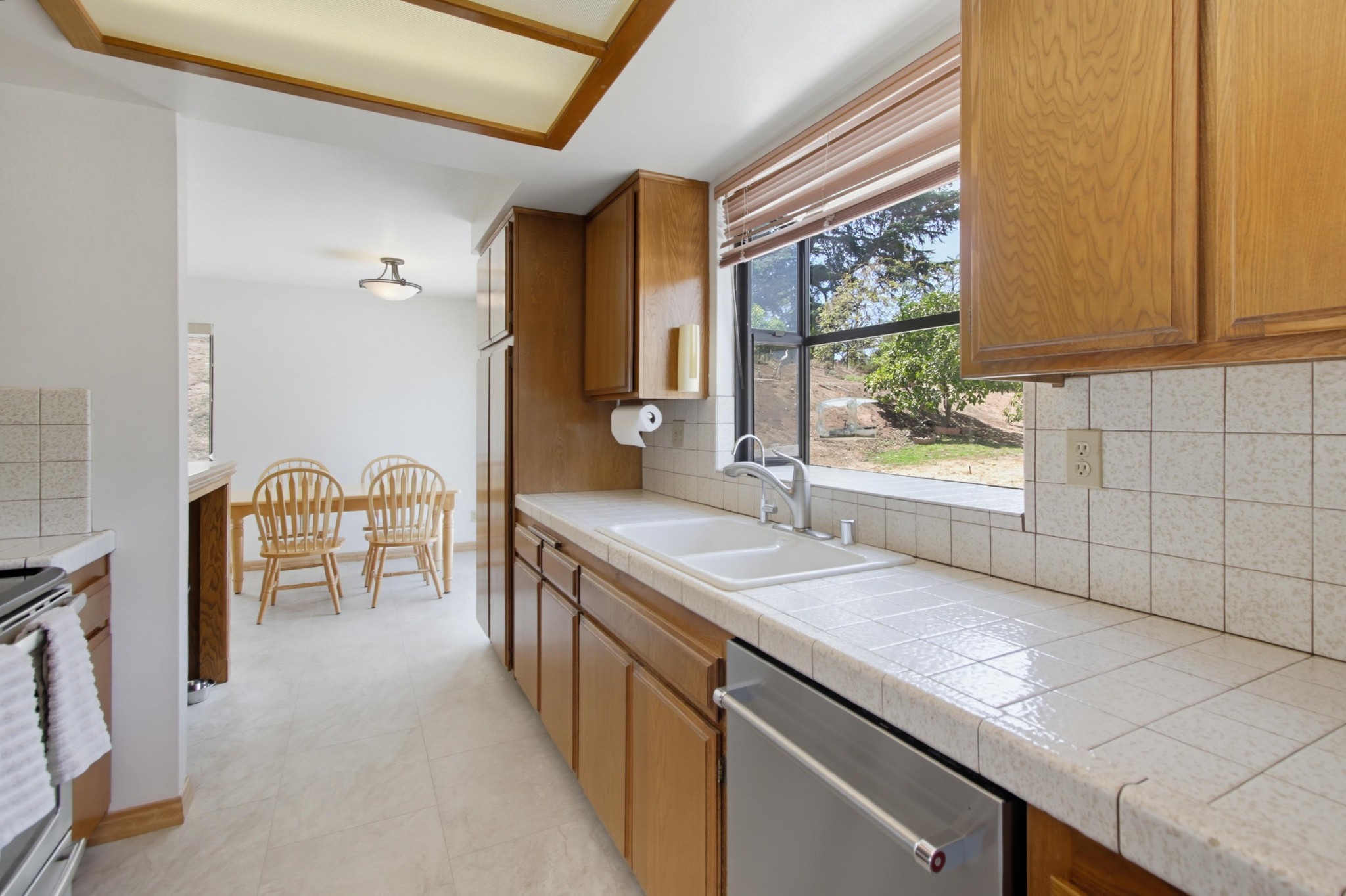 Virtual tour photo 14 of 62 for 1193 Phillips St