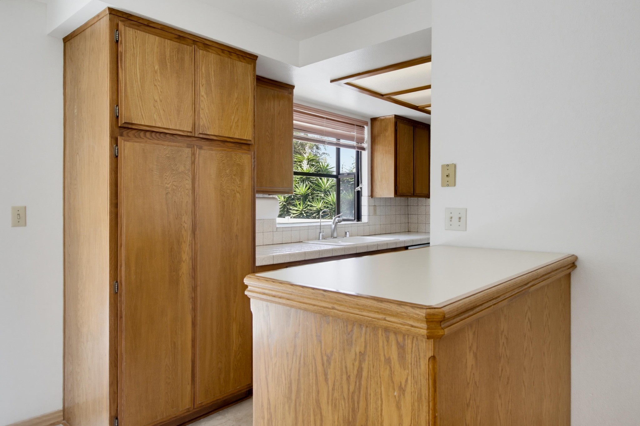 Virtual tour photo 16 of 62 for 1193 Phillips St