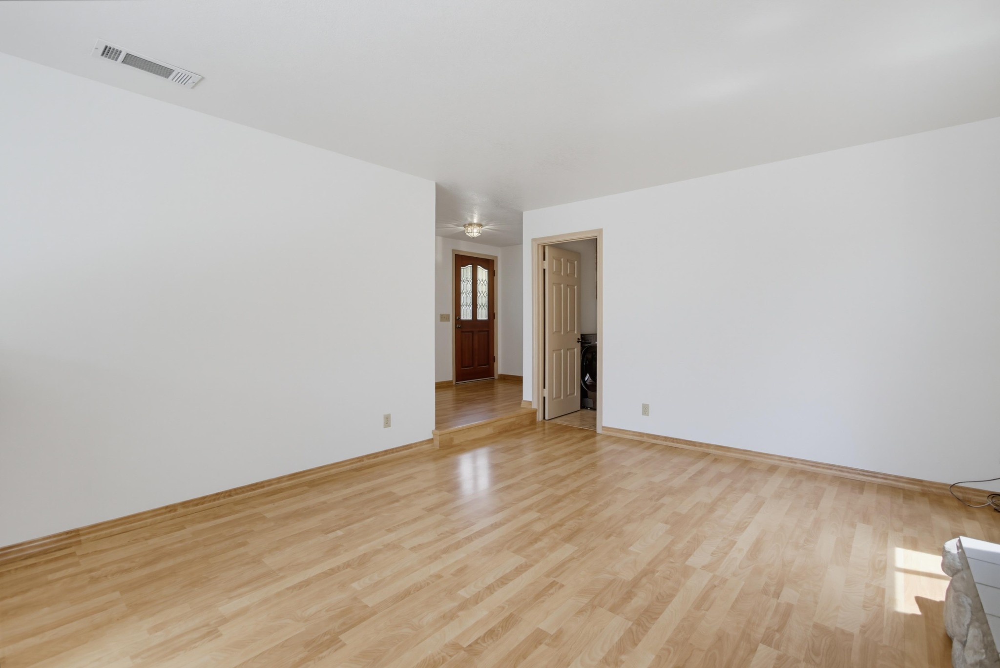 Virtual tour photo 19 of 62 for 1193 Phillips St