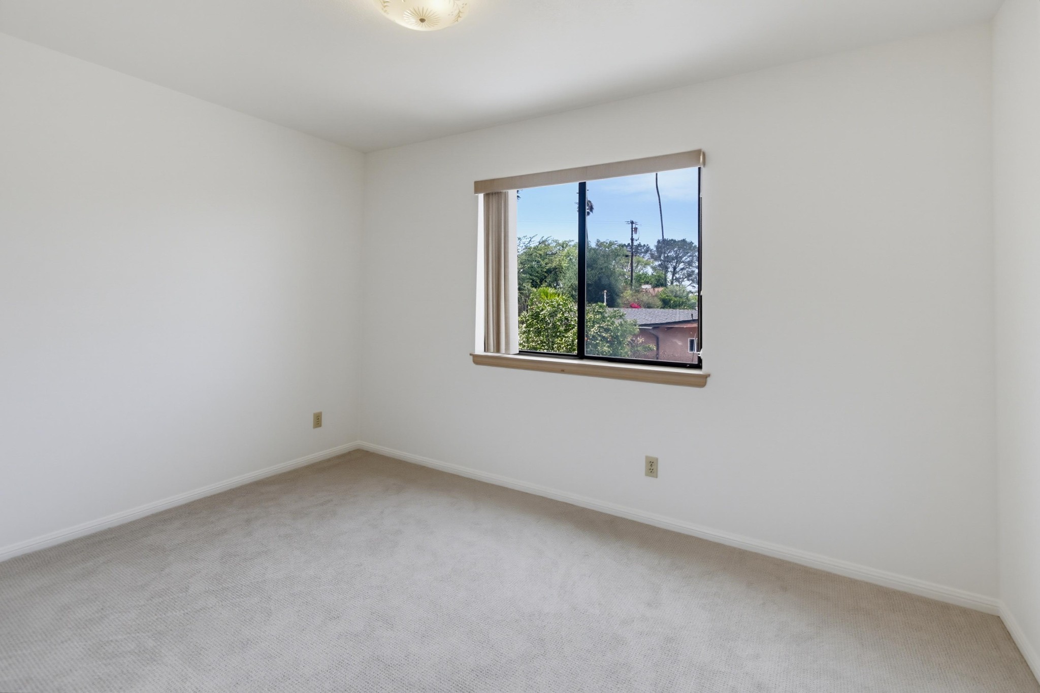 Virtual tour photo 28 of 62 for 1193 Phillips St