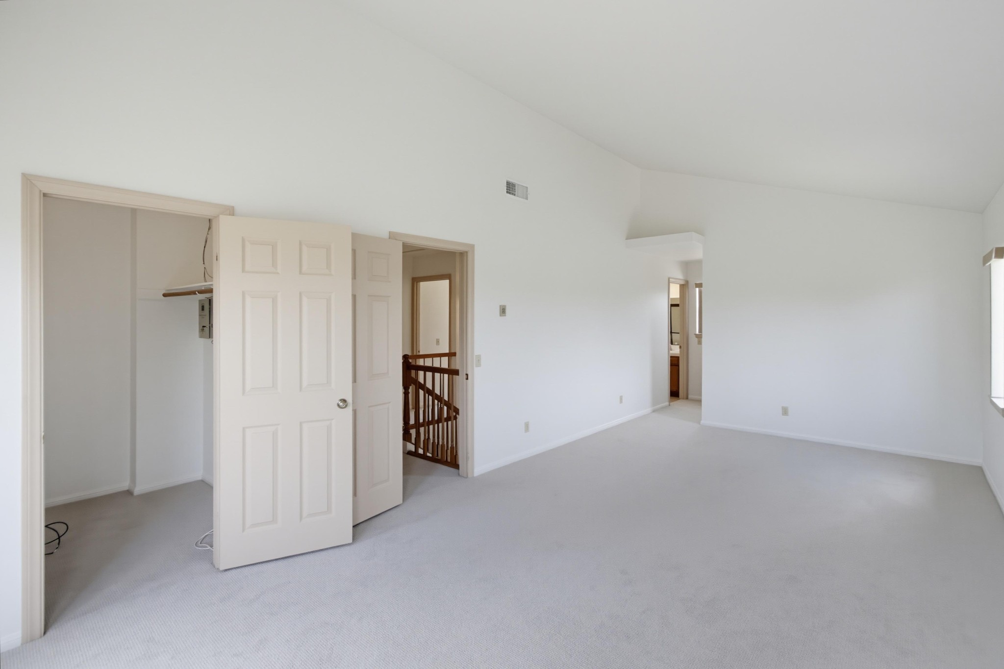 Virtual tour photo 38 of 62 for 1193 Phillips St