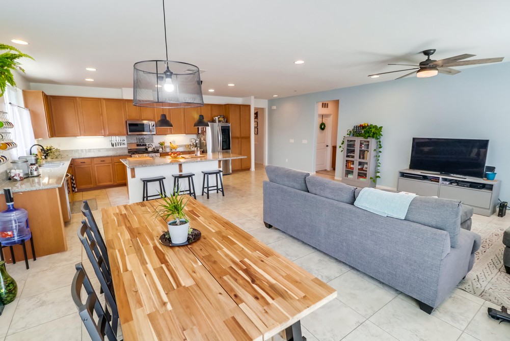 Virtual tour photo 14 of 46 for 1193 Tangelos Pl