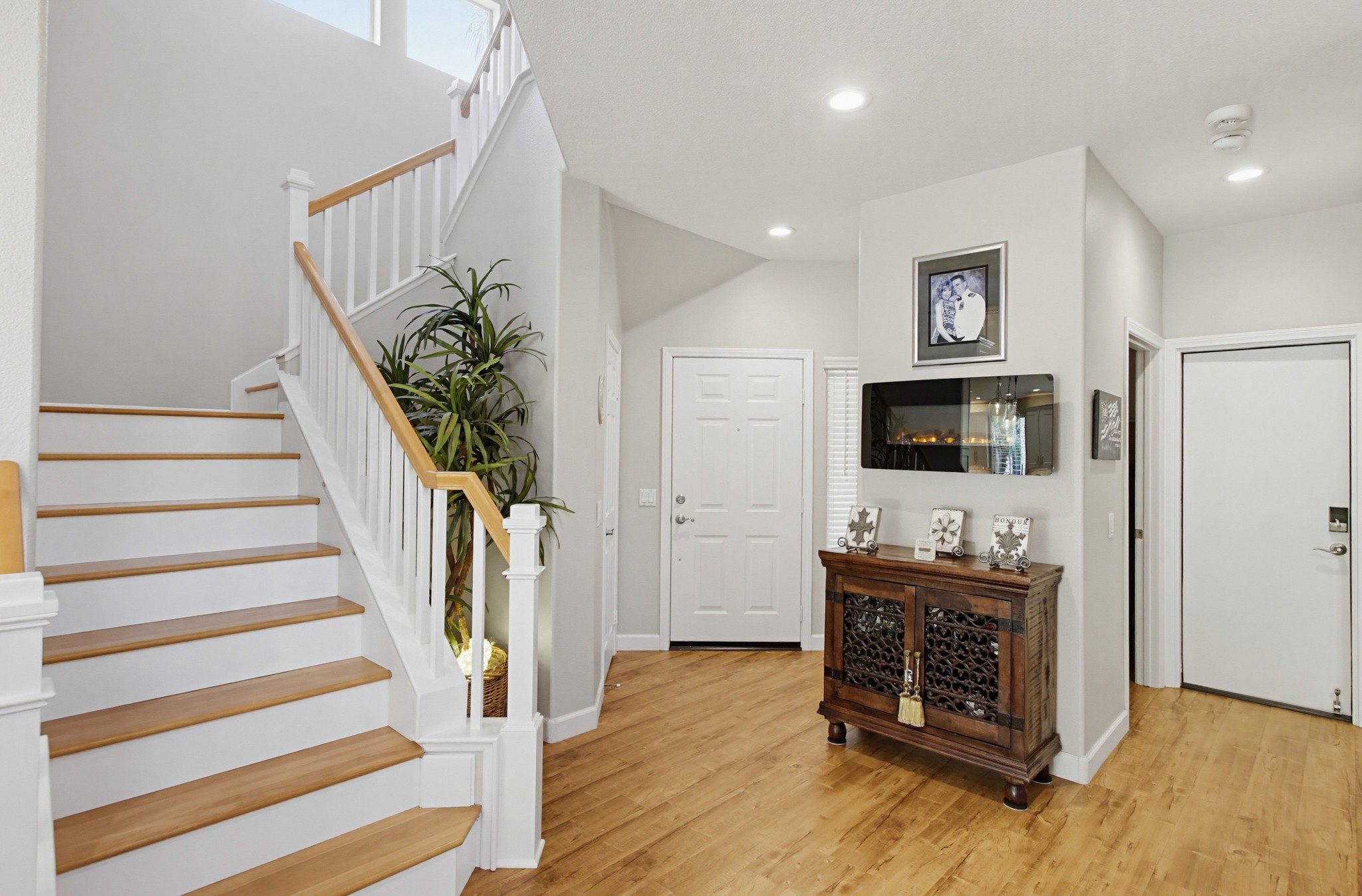 Virtual tour photo 32 of 75 for 11937 Mil Pitrero Rd