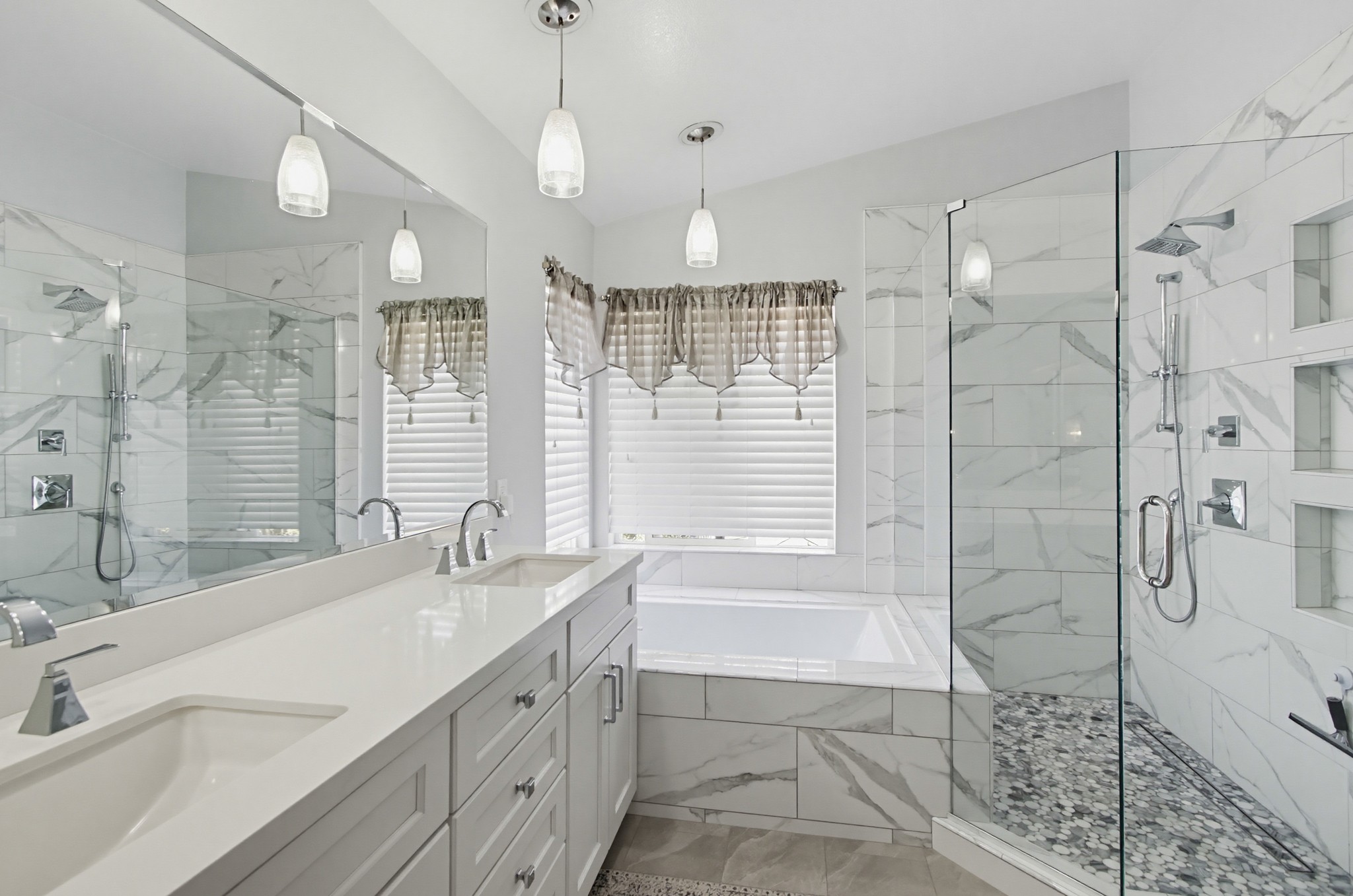 Virtual tour photo 43 of 75 for 11937 Mil Pitrero Rd