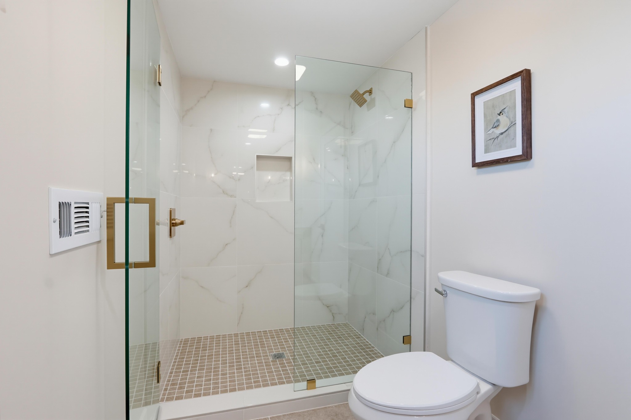 Virtual tour photo 29 of 40 for 1195 N Lincoln St