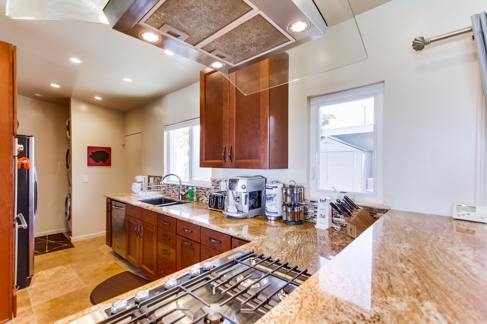Virtual tour photo 8 of 48 for 1195 Sunset Cliffs Boulevard
