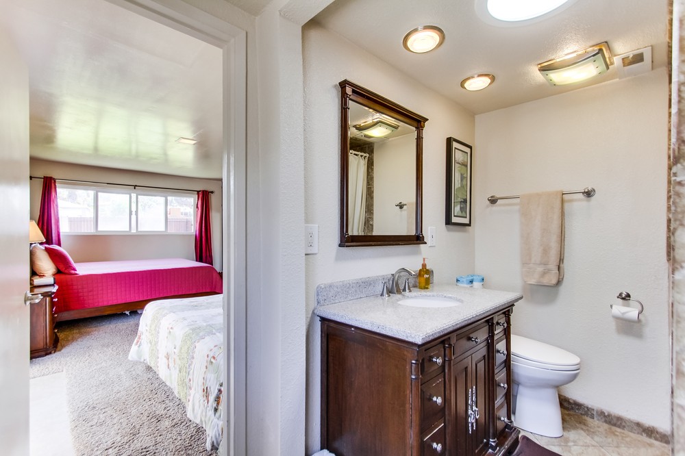 Virtual tour photo 17 of 48 for 1195 Sunset Cliffs Boulevard