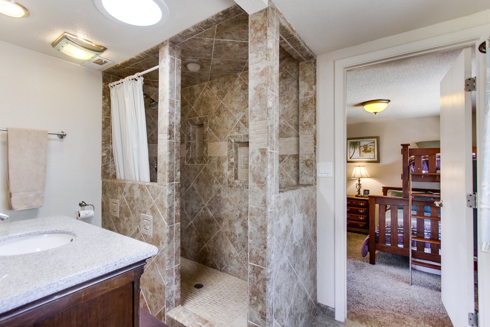 Virtual tour photo 18 of 48 for 1195 Sunset Cliffs Boulevard