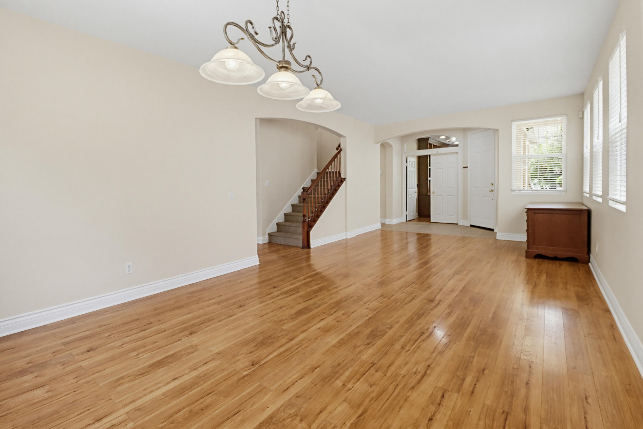 Virtual tour photo 9 of 61 for 11951 Cypress Valley Dr