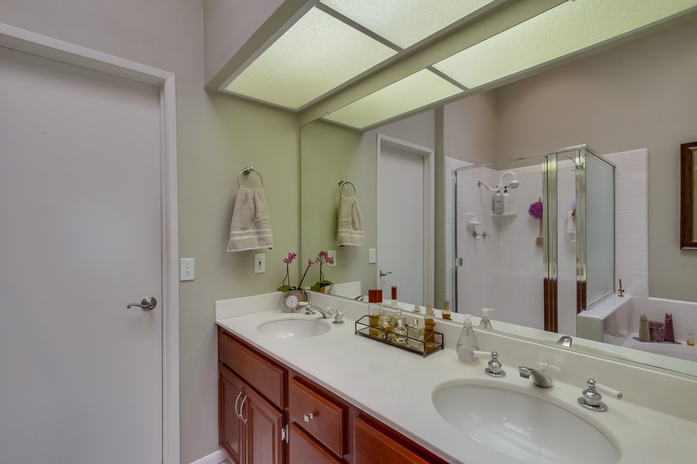 Virtual tour photo 33 of 45 for 11960 Black Mountain Road #50