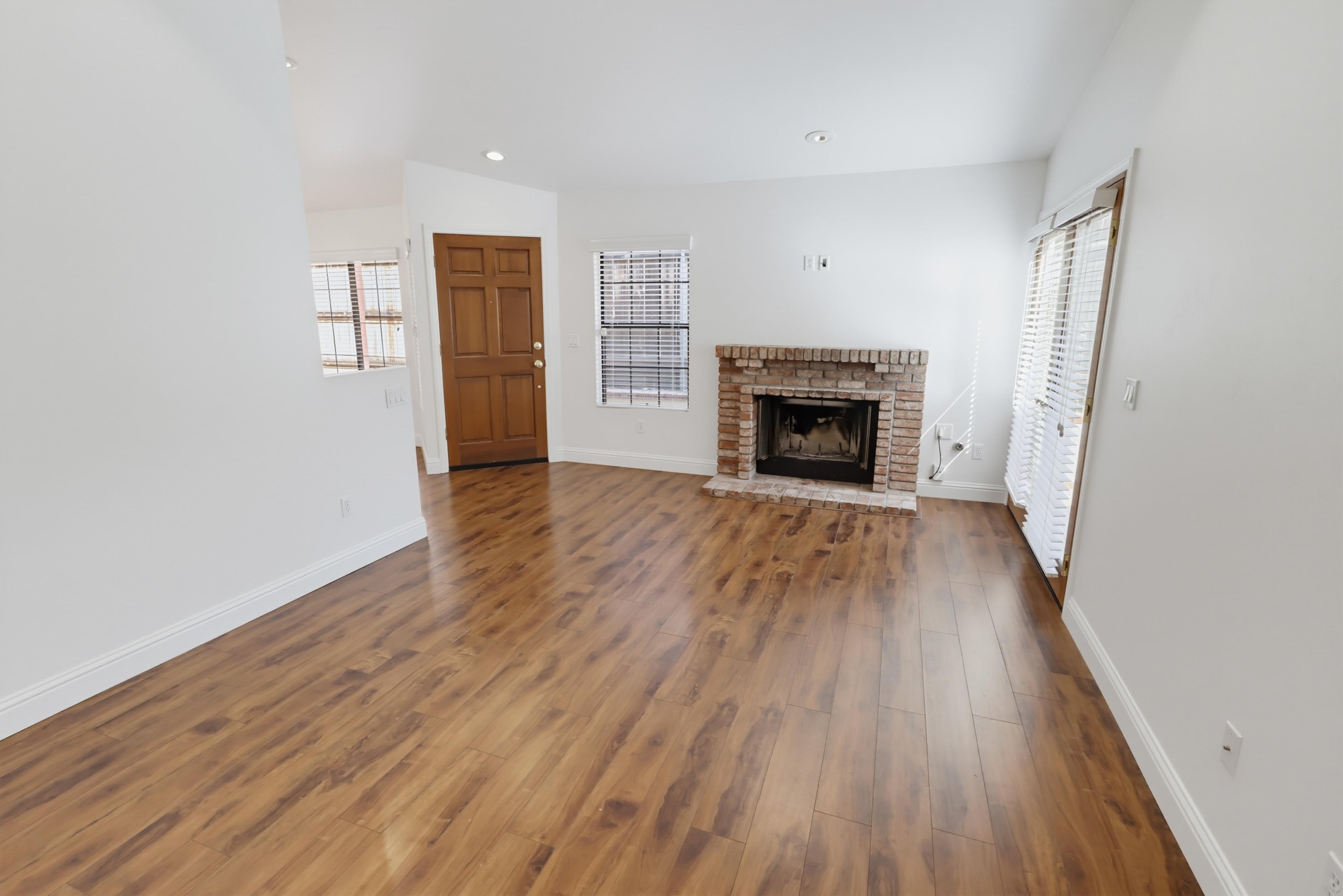 Virtual tour photo 11 of 55 for 11960 Calle Naranja