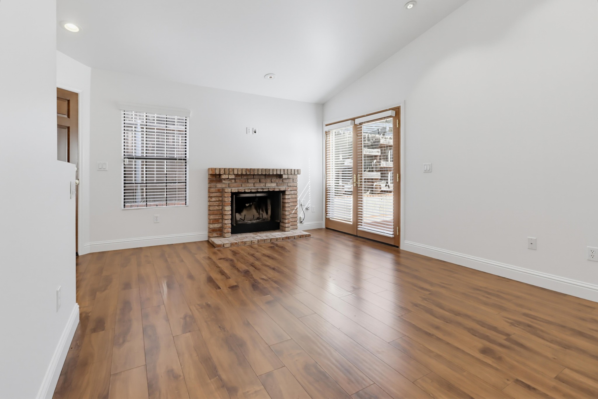 Virtual tour photo 12 of 55 for 11960 Calle Naranja