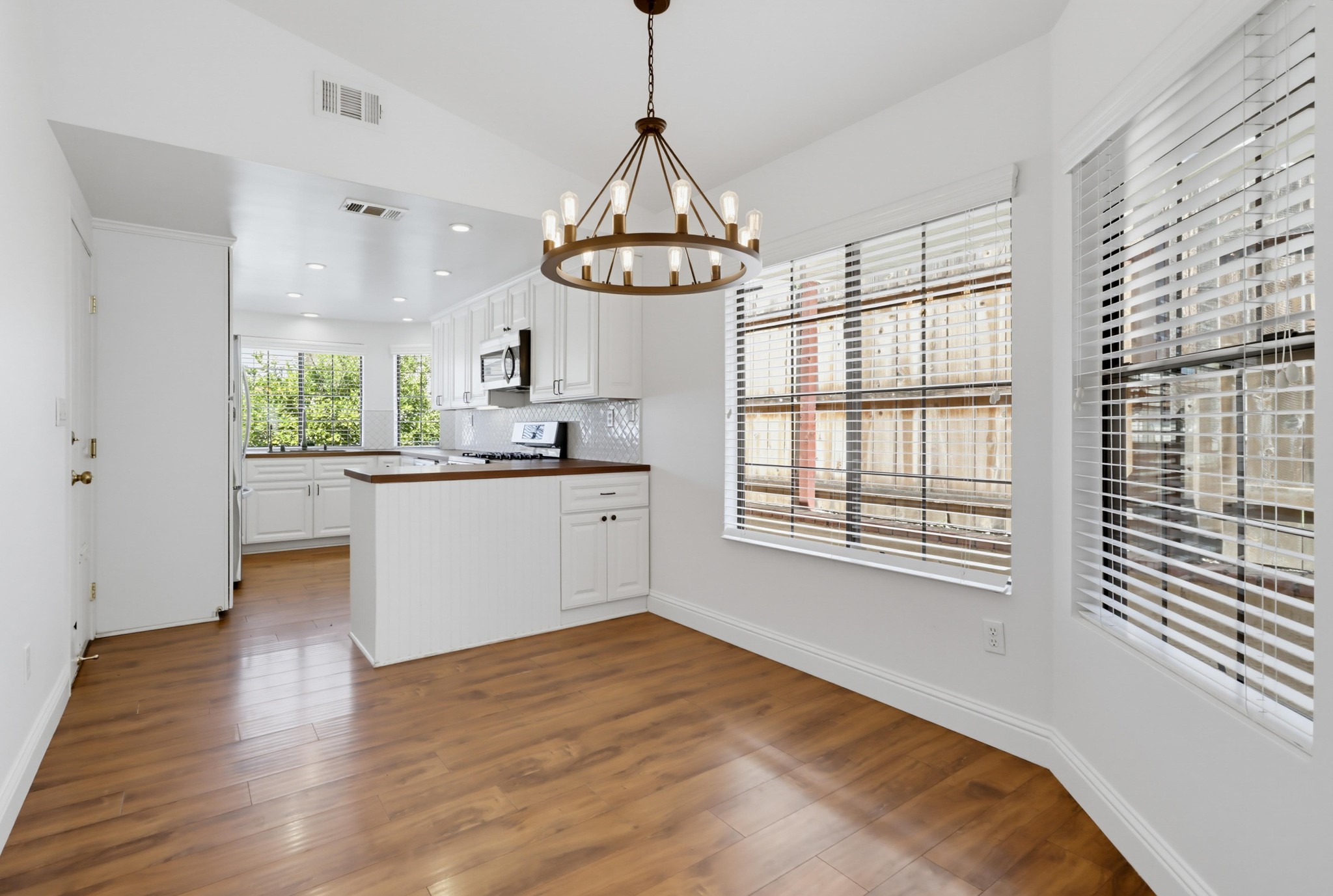Virtual tour photo 14 of 55 for 11960 Calle Naranja