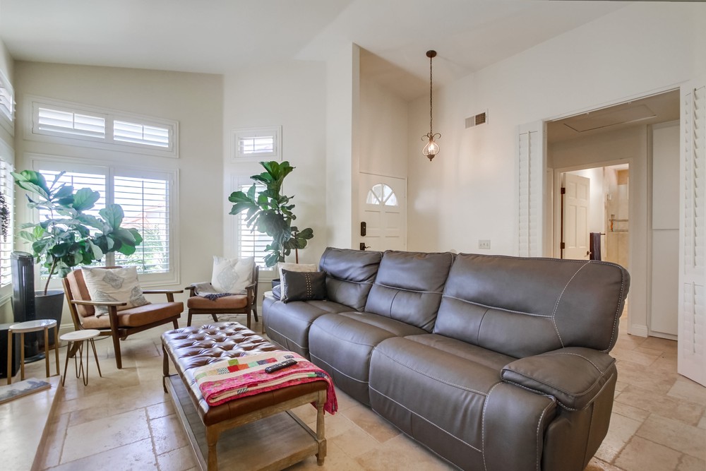 Virtual tour photo 9 of 52 for 11971 Caminito Ryone