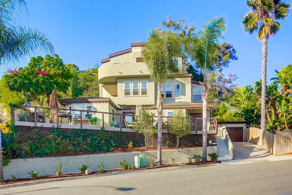 Virtual tour photo 1 of 56 for 1198 Van Nuys St