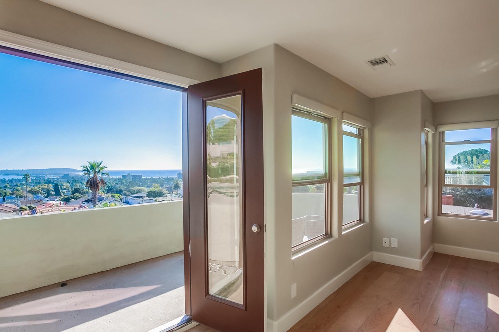 Virtual tour photo 31 of 56 for 1198 Van Nuys St