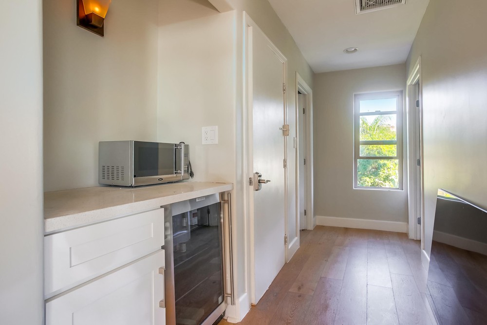 Virtual tour photo 47 of 56 for 1198 Van Nuys St